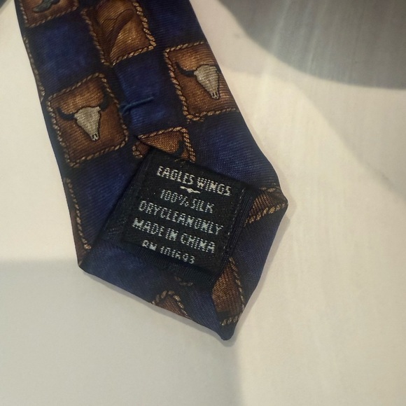 Vintage Eagles Wings Men's Blue and Brown Cowboy Print Tie - Picture 5 of 5